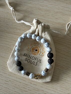 Mindful Souls White Howlite & Black Lava Bead Bracelet with Gold Accents
